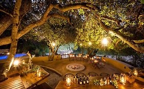 Shimungwe Lodge, Thornybush Game Reserve